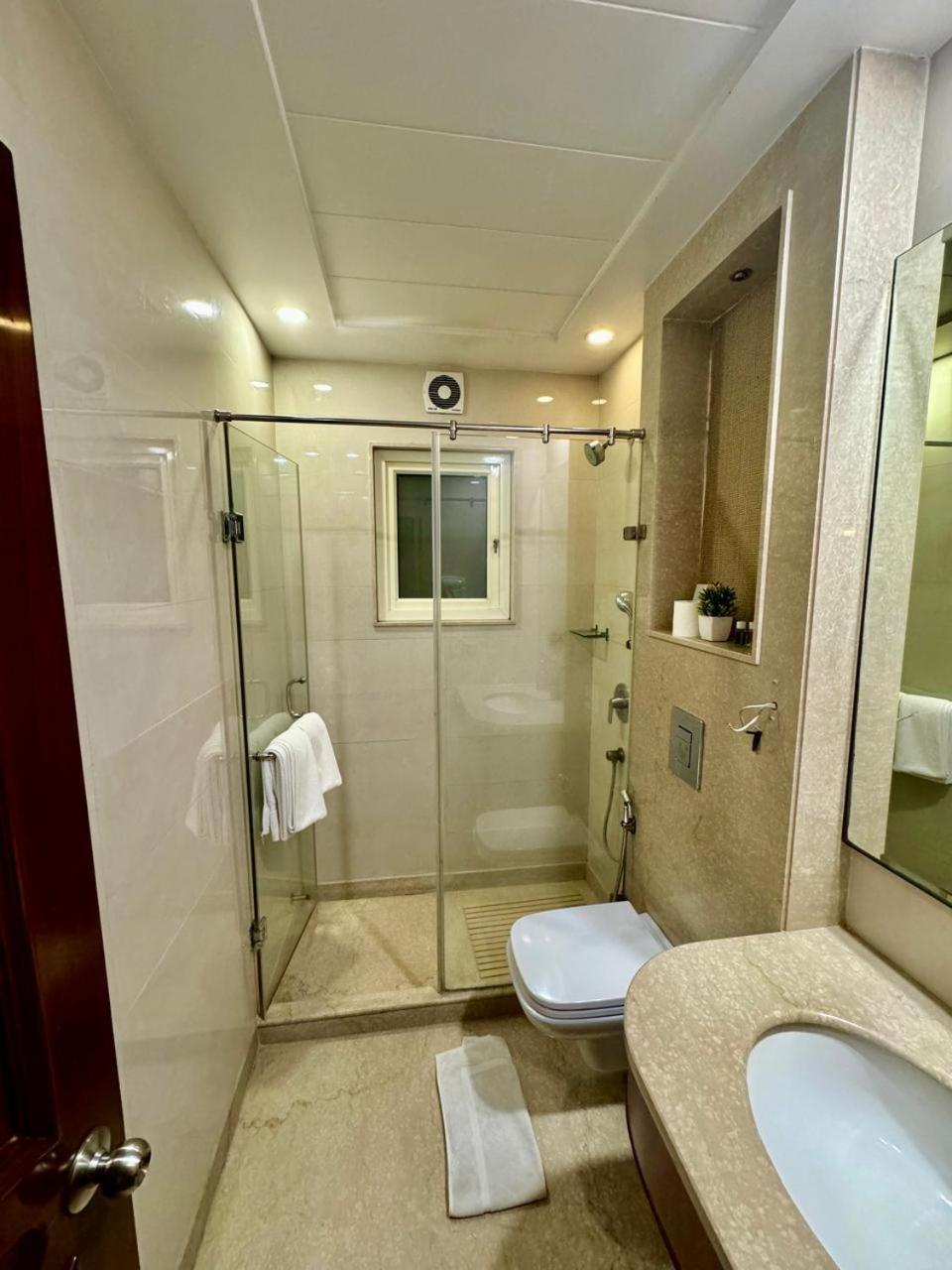 Hotel Florence Inn, Karol Bagh, New Delhi, 2 Min From Metro エクステリア 写真