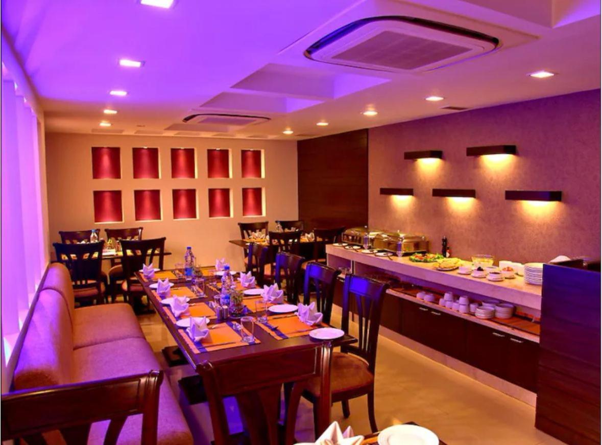 Hotel Florence Inn, Karol Bagh, New Delhi, 2 Min From Metro エクステリア 写真